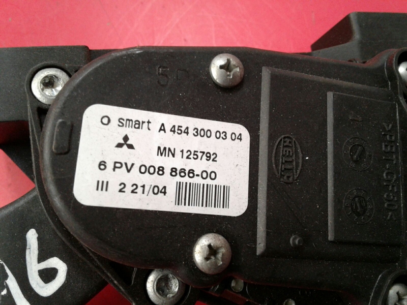 Pédale d'accélérateur MITSUBISHI Colt VI (Z3_A, Z2_A) Imagem-3