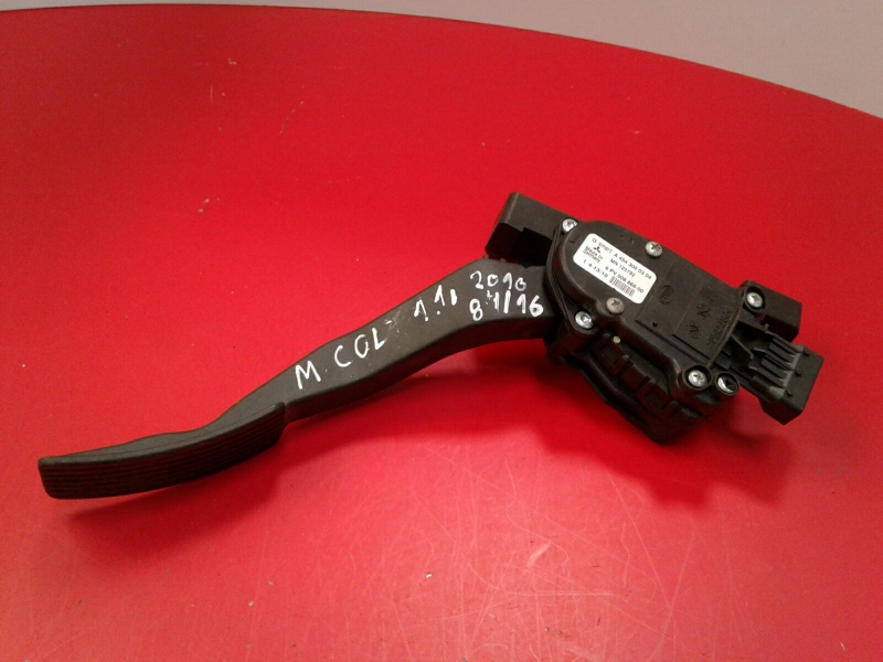 Pédale d'accélérateur MITSUBISHI Colt VI (Z3_A, Z2_A)