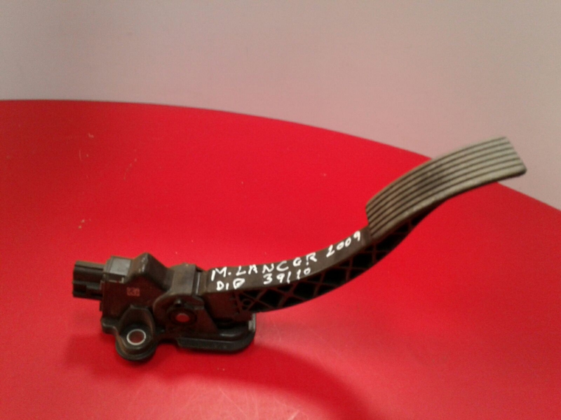 Pédale d'accélérateur MITSUBISHI Lancer VIII Sportback (CX_A)