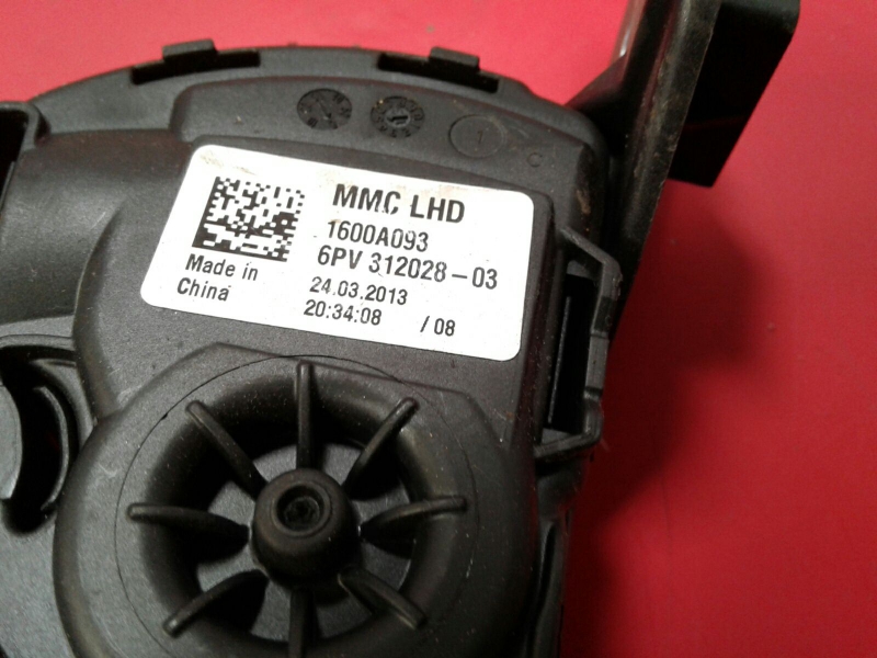 Pédale d'accélérateur MITSUBISHI Space Star Hatchback (A0_A) Imagem-3