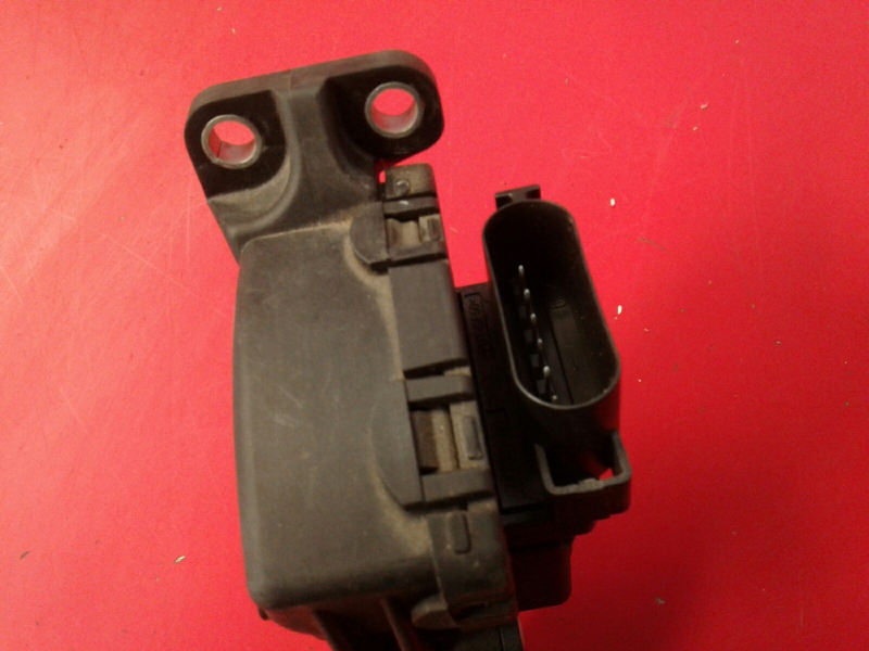 Accelerator Pedal FORD Focus II (DA_) Imagem-2