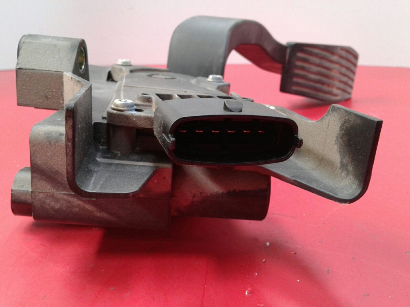 Pedal do acelerador FIAT Fiorino Furgão/Combi (225_) Imagem-2