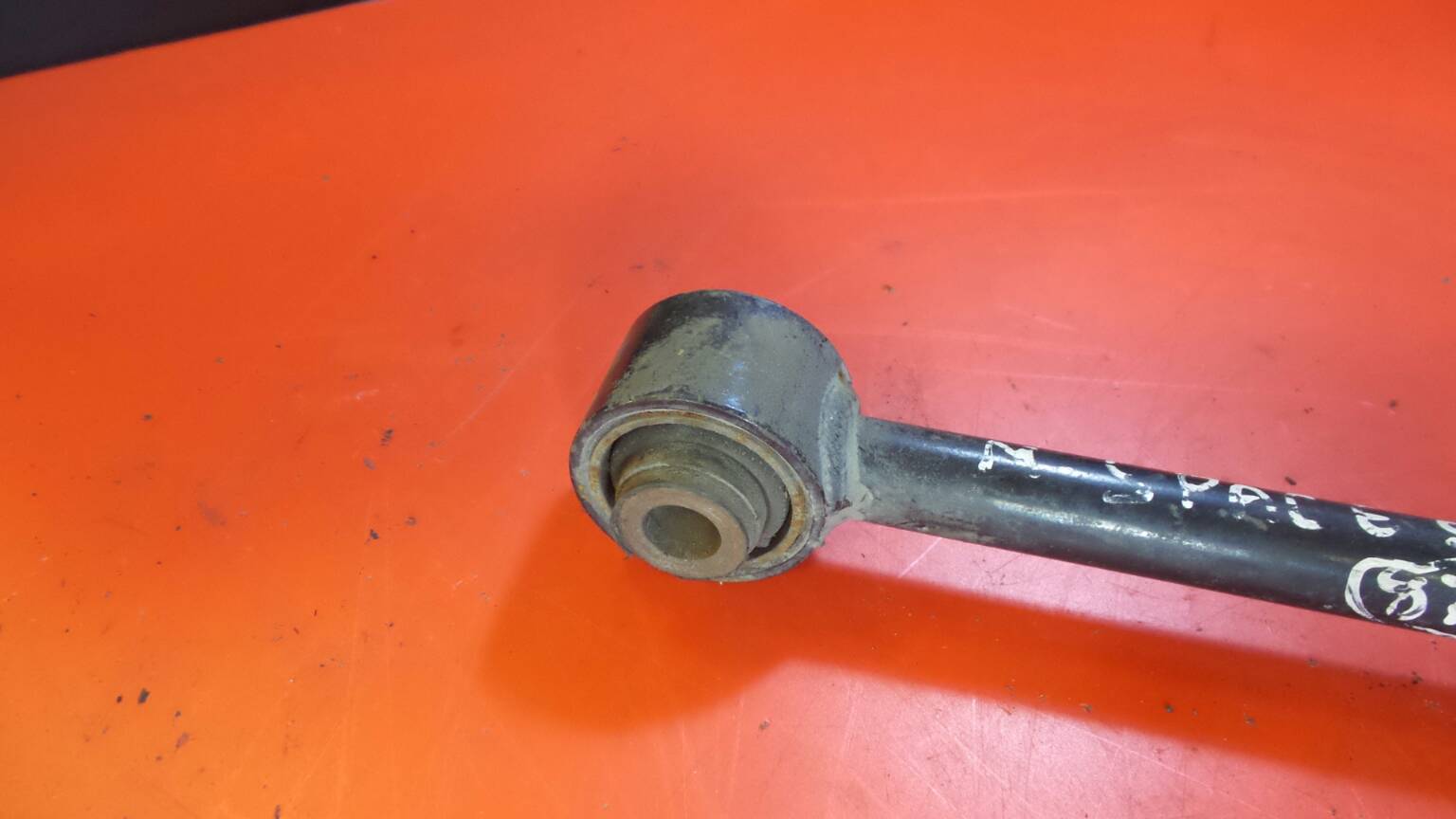 Bras de suspension arrière Droite MITSUBISHI Space Star Combi (DG_A) Imagem-2