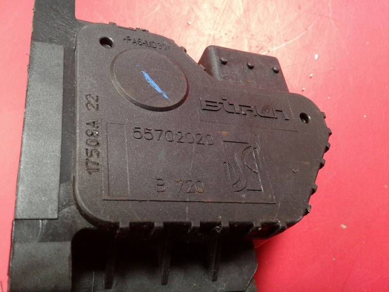 Accelerator Pedal OPEL Corsa D Imagem-2