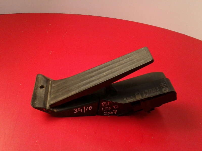 Pedale acceleratore BMW 1 (E81)