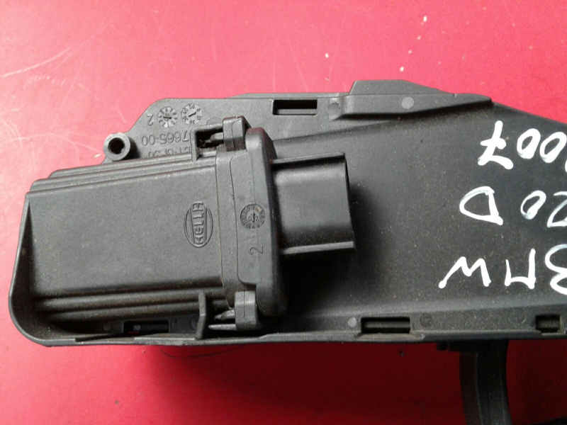 Accelerator Pedal BMW 1 (E81) Imagem-2
