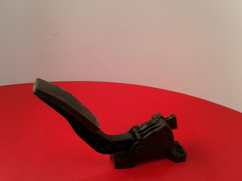 Pedale acceleratore SAAB 9-3 Station Wagon (YS3F) Imagem-1