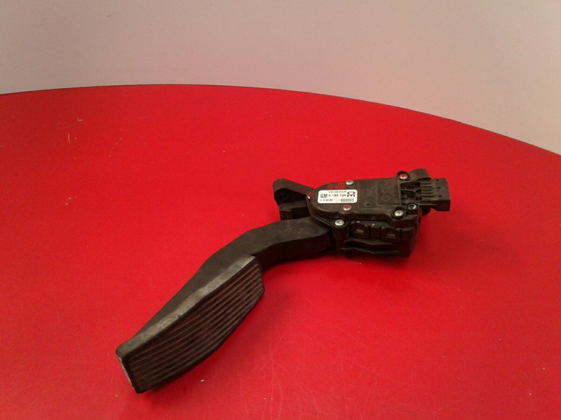 Accelerator Pedal SAAB 9-3 Sedan (YS3F) Imagem-1