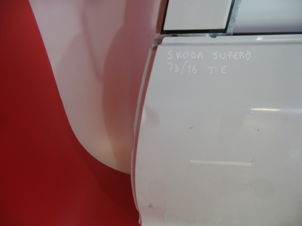 Porta trás esquerda SKODA Superb II Hatchback (3T4) Imagem-1