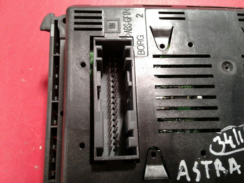 Pantalla / pantalla de información OPEL Astra H GTC (L08) Imagem-2