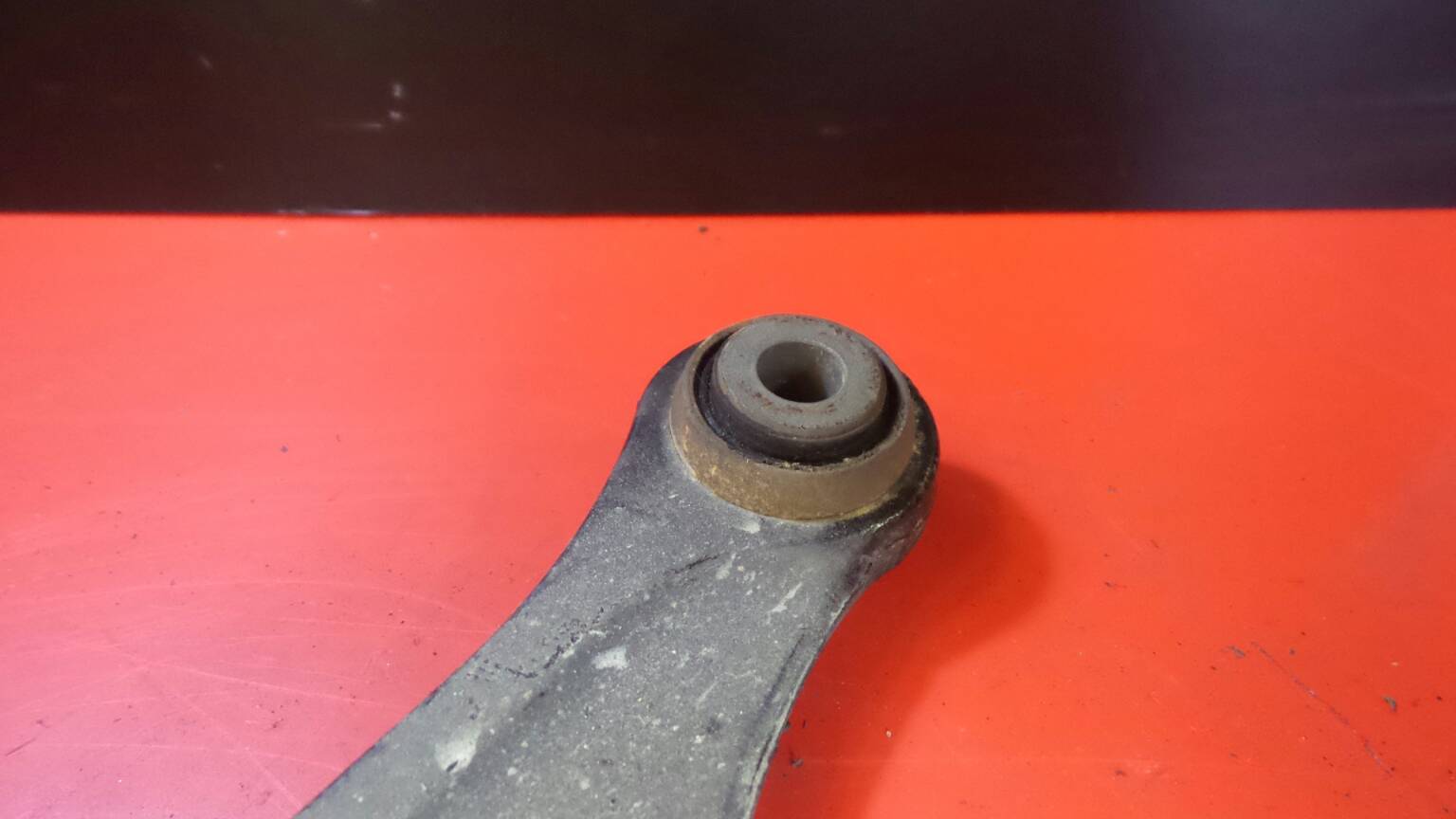 Bras de suspension arrière Droite VOLVO V60 I (155) Imagem-1