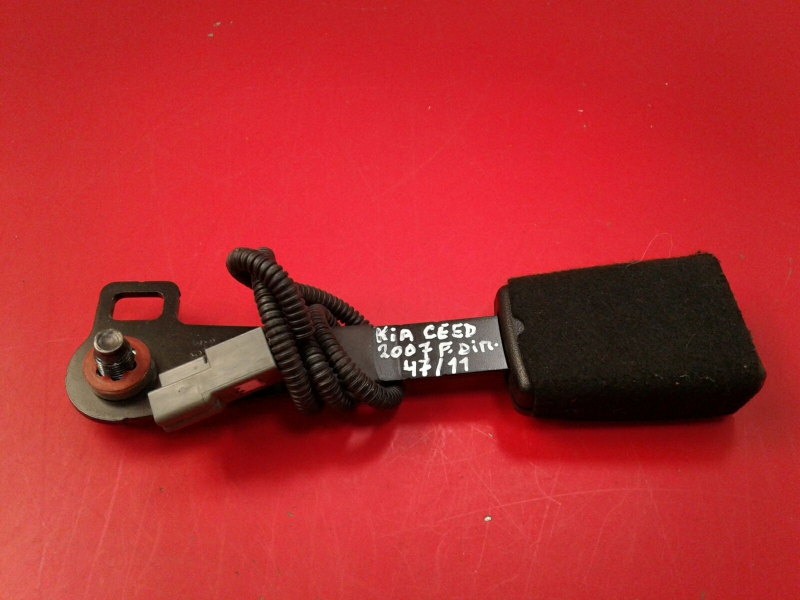 Cintura Pretensionatore anteriore destra KIA Ceed (ED)