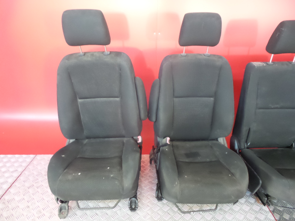 Seats set TOYOTA Corolla Verso (ZER_, ZZE12_, R1_) Imagem-1