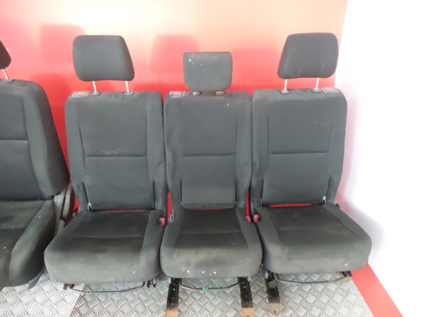 Seats set TOYOTA Corolla Verso (ZER_, ZZE12_, R1_) Imagem-2