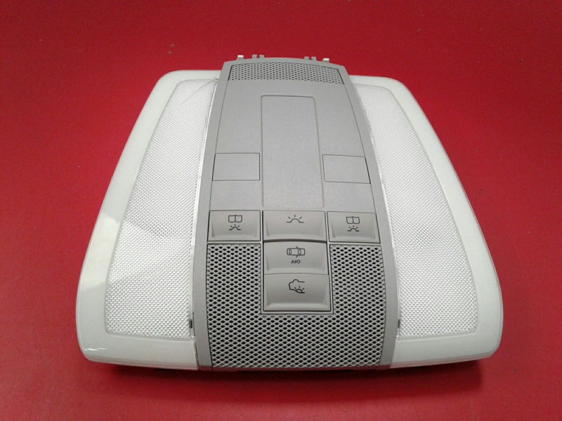 Front seat light MERCEDES-BENZ Classe C (W204)