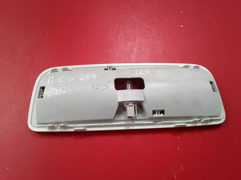 Front seat light MERCEDES-BENZ Classe C (W204) Imagem-2