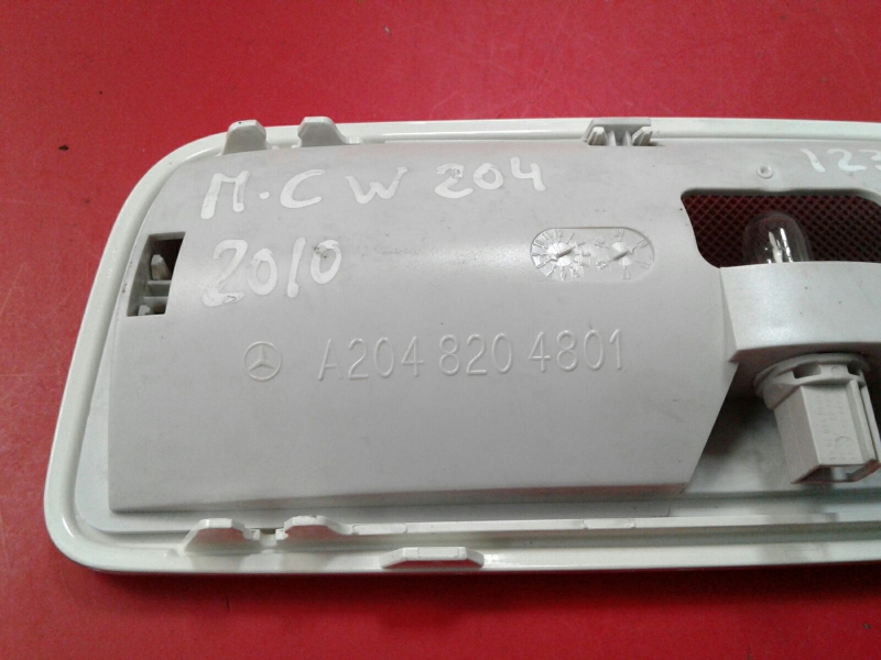 Front seat light MERCEDES-BENZ Classe C (W204) Imagem-1