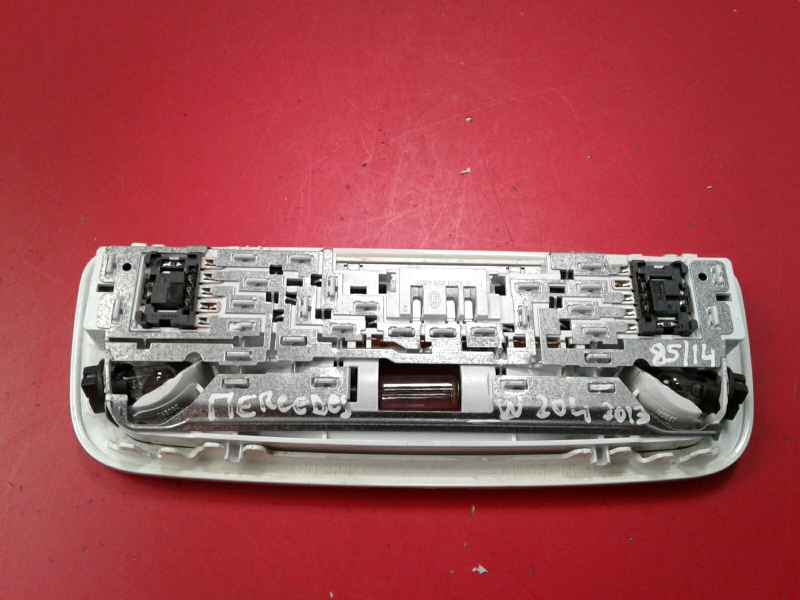 Front seat light MERCEDES-BENZ Classe C (W204) Imagem-1