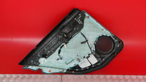 Panel puerta trasero derecho MERCEDES-BENZ Classe C (W204) Imagem-2