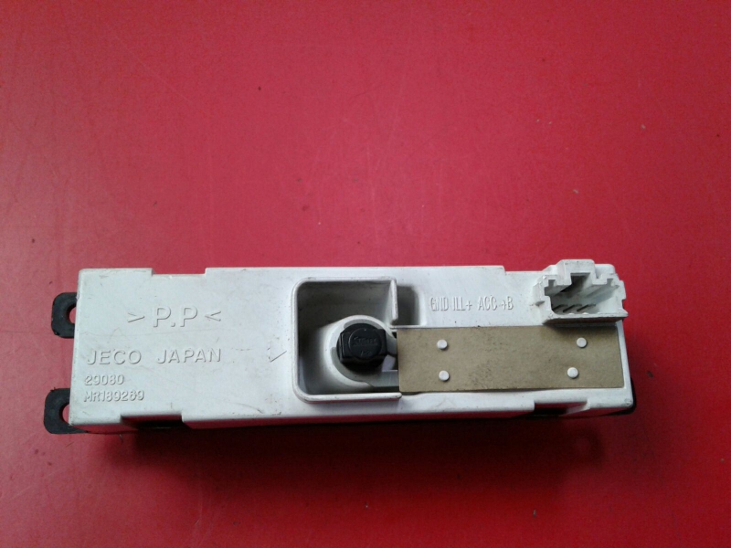 Horloge MITSUBISHI Lancer VI Sedan (CJ_, CP_) Imagem-1