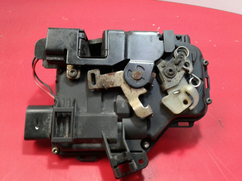 Front Left Door Lock AUDI TT (8N3) Imagem-2