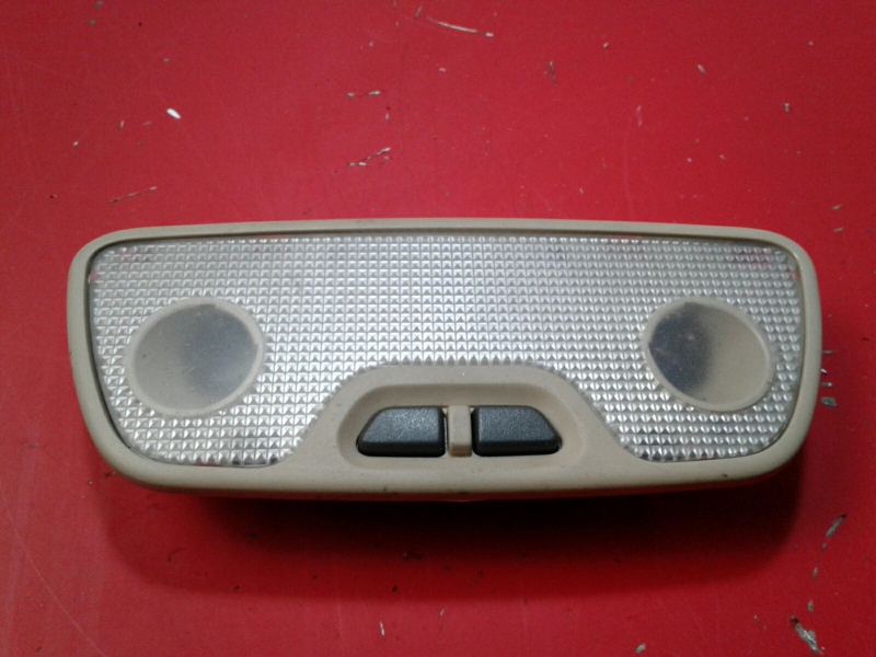 Front seat light VOLVO XC70 Cross Country Imagem-1
