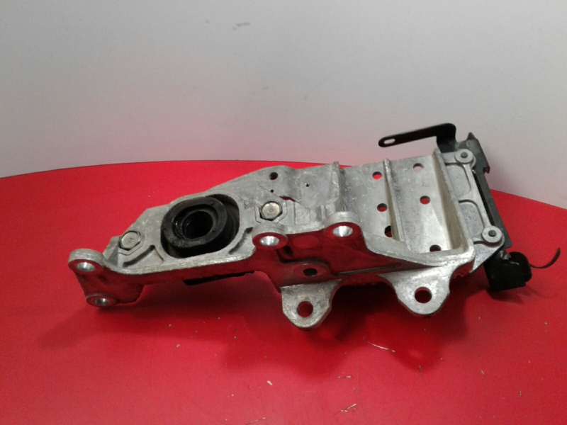 Suporte genérico NISSAN Qashqai/Qashqai+2 I (J10, JJ10) Imagem-2