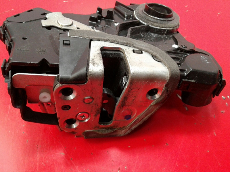 Front Right Door Lock TOYOTA Avensis Wagon (_T27_) Imagem-7