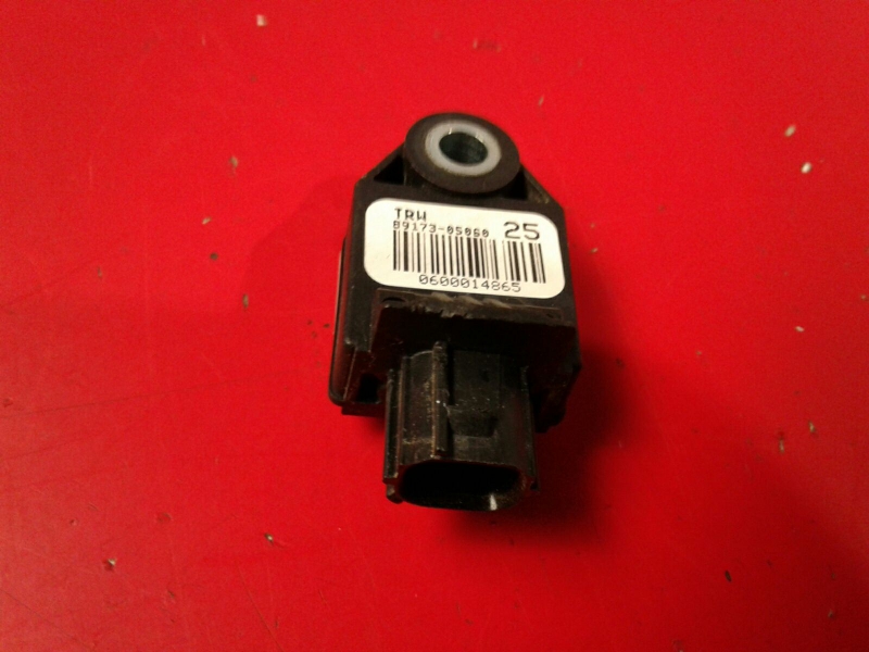 Sensor de impacto TOYOTA Avensis Wagon (_T27_)