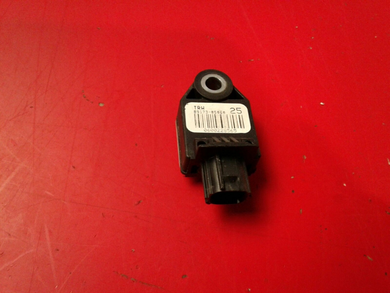 Sensor de impacto TOYOTA Avensis Wagon (_T27_)