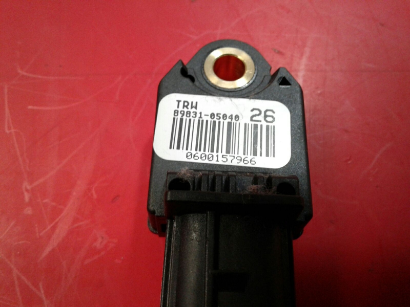 Sensor de impacto TOYOTA Avensis Wagon (_T27_) Imagem-1