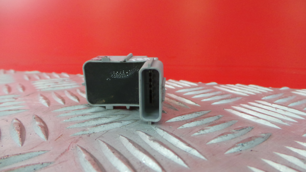 Rear Parking Sensor HYUNDAI i30 (GD) Imagem-2