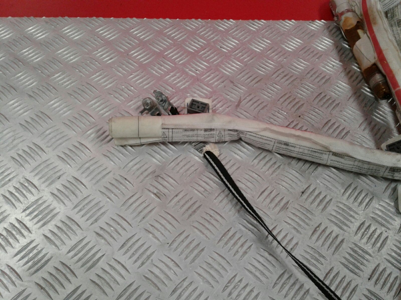 Airbag cortina esquerdo TOYOTA Yaris (_P9_) Imagem-1