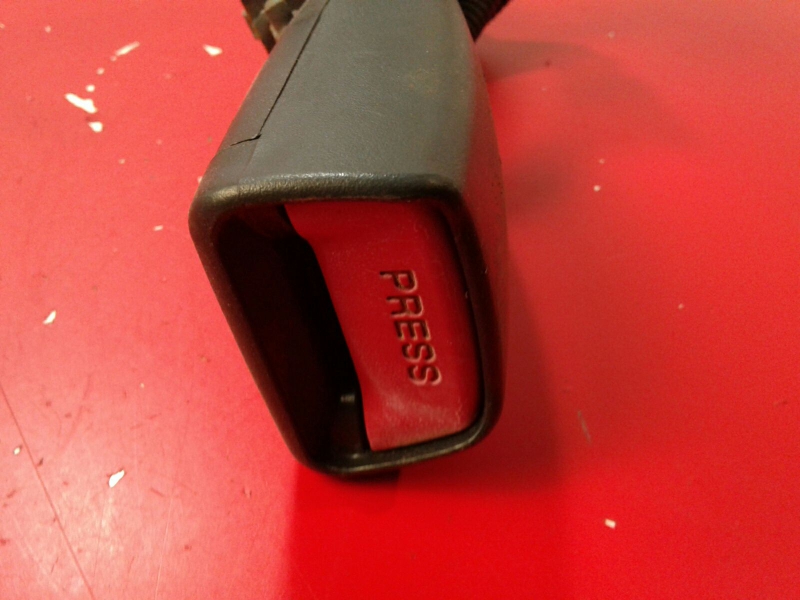 Prétensionneur de ceinture avant gauche HYUNDAI i30 (FD) Imagem-2