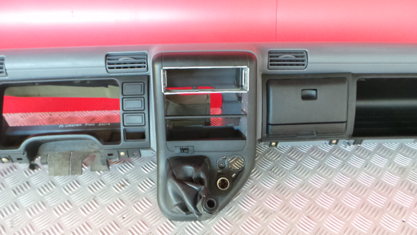 Tableau de bord MITSUBISHI Canter (FB7, FB8, FE7, FE8) VII Imagem-2