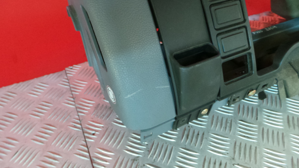 Tableau de bord MITSUBISHI Canter (FB7, FB8, FE7, FE8) VII Imagem-6