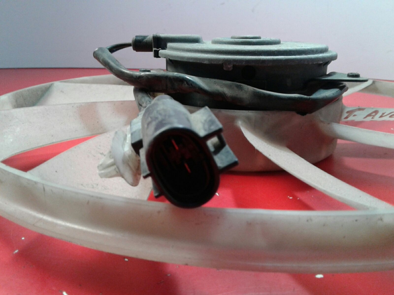 Termoventilador TOYOTA Avensis Wagon (_T27_) Imagem-2