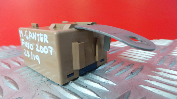 Bouton / interrupteur électromécanique  MITSUBISHI Canter (FB7, FB8, FE7, FE8) VII Imagem-1