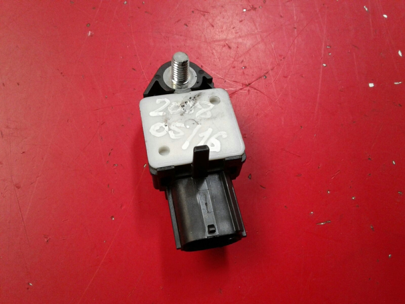 Sensor de impacto PEUGEOT 107 Imagem-2