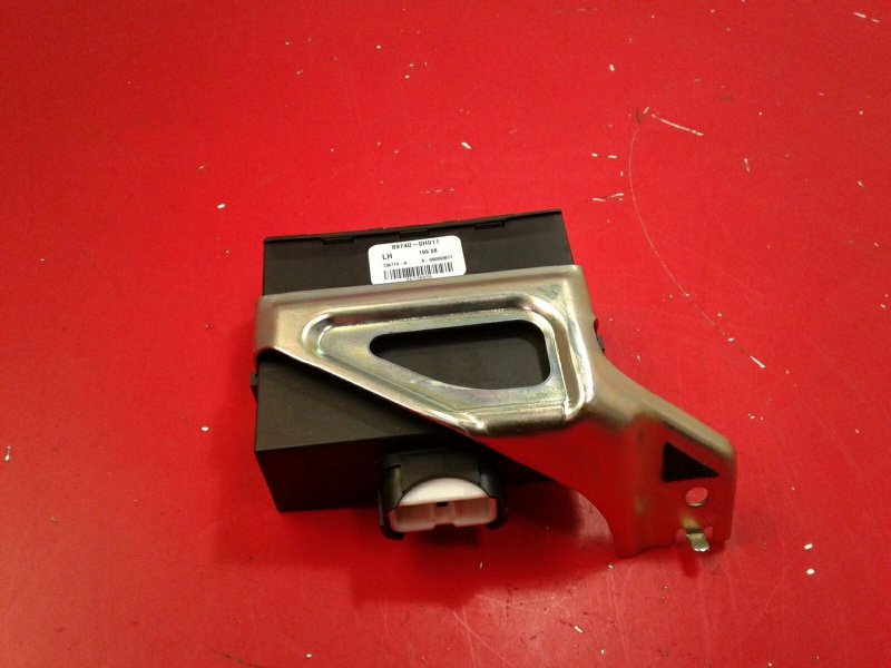 Botão / interruptor electromecânico / relé PEUGEOT 107