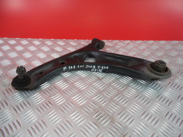 Braço de suspensão frente esquerdo PEUGEOT 107