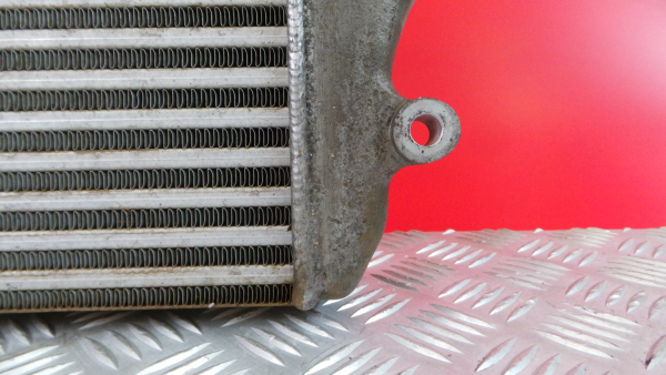 Radiateur d'intercooler MITSUBISHI Canter (FB7, FB8, FE7, FE8) VII Imagem-4