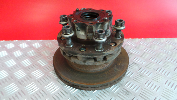 Moyeu de roue MITSUBISHI Canter (FB7, FB8, FE7, FE8) VII