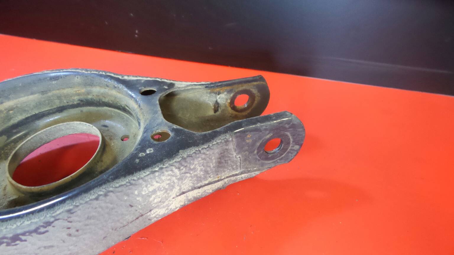 Bras de suspension arrière gauche HYUNDAI i30 (FD) Imagem-1