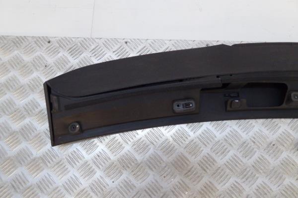 Spoiler portellone FORD Focus II (DA_) Imagem-4