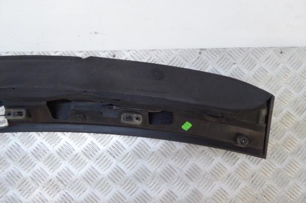 Spoiler portellone FORD Focus II (DA_) Imagem-5