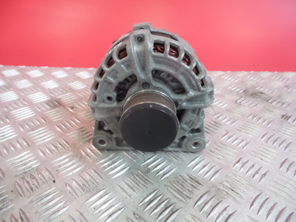 Alternador RENAULT Megane IV Grandtour (K9A/M_) Imagem-1