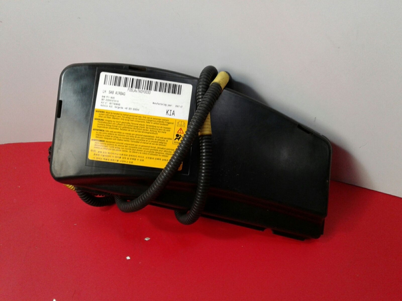 Airbag banco esquerdo KIA Ceed SW (ED)
