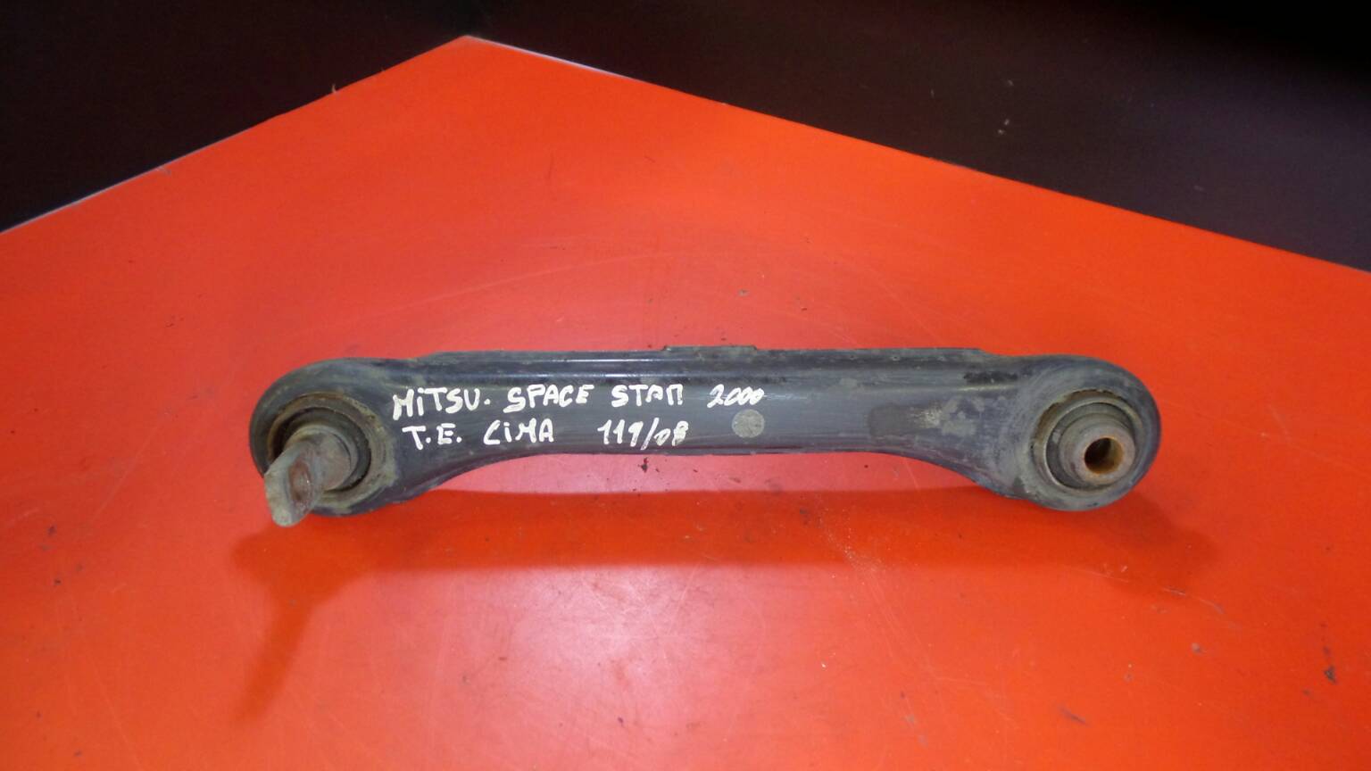 Bras de suspension arrière gauche MITSUBISHI Space Star Combi (DG_A)