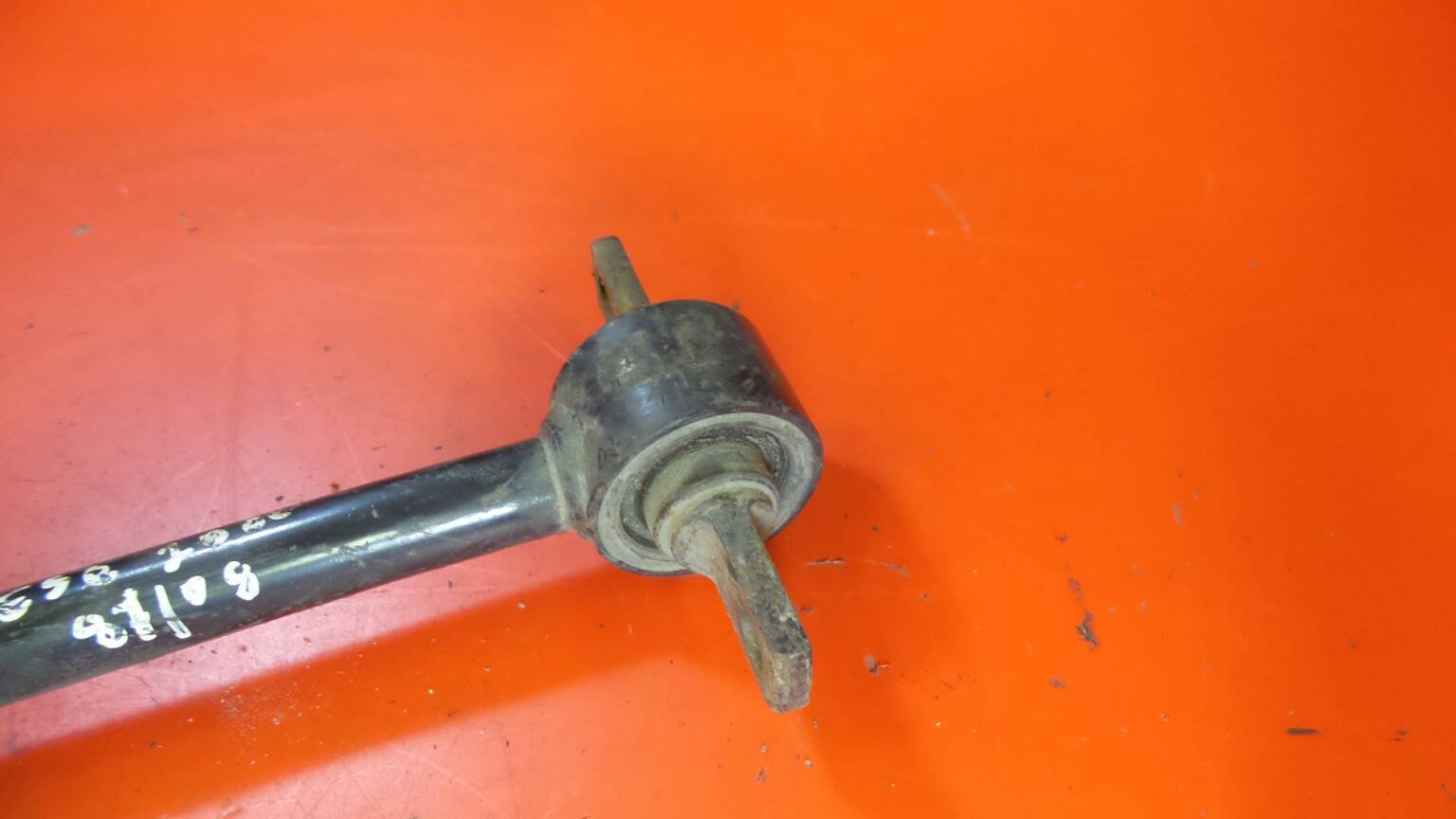 Bras de suspension arrière gauche MITSUBISHI Space Star Combi (DG_A) Imagem-1